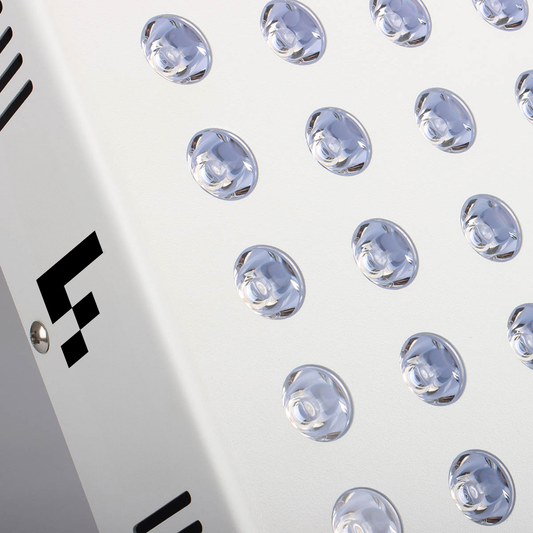 Red and Near-Infrared Light Therapy Panel - FUTURE FORM™ 300