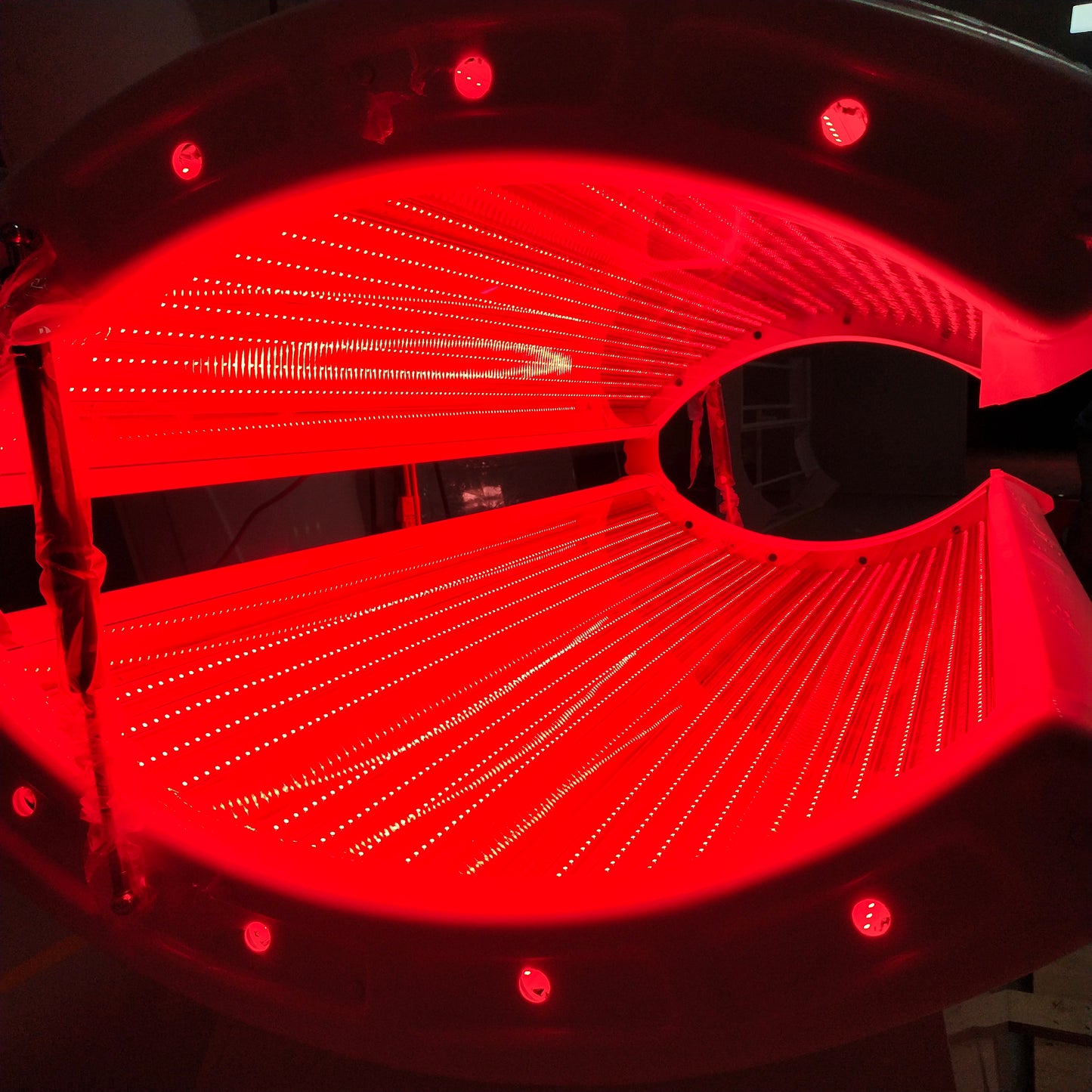 Multifunctional Red and Near-Infrared Light Therapy Bed