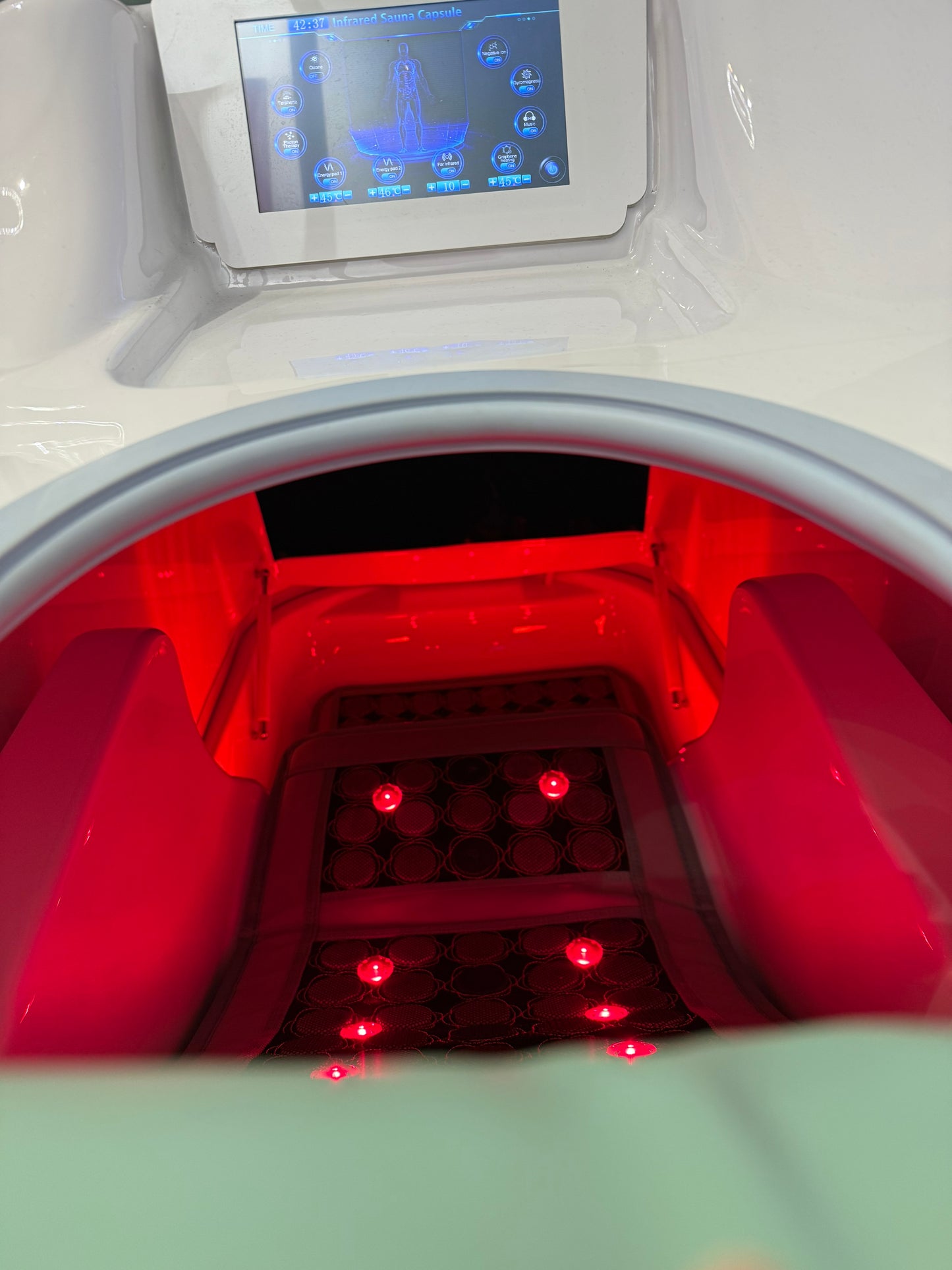 Deep Detox Infrared Sauna Pod with Red Light, PEMF & Negative Ions